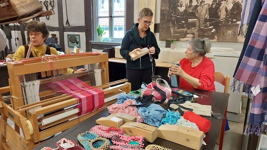 Im Tabakspeicher wird heute und morgen gesponnen, gefaltet oder gestrickt.