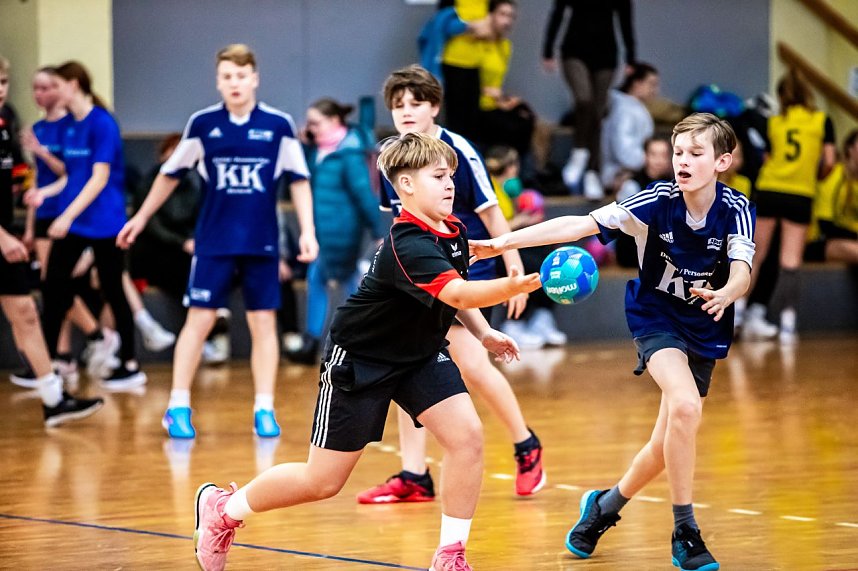 Handballfest in der Ballspielhalle