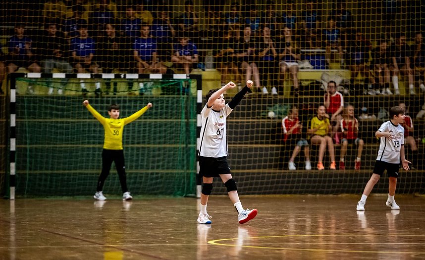 Handballfest in der Ballspielhalle