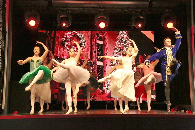 Getanzte Weihnachtsm&auml;rchen des Tanzstudio Radeva