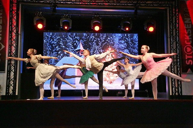 Getanzte Weihnachtsm&auml;rchen des Tanzstudio Radeva