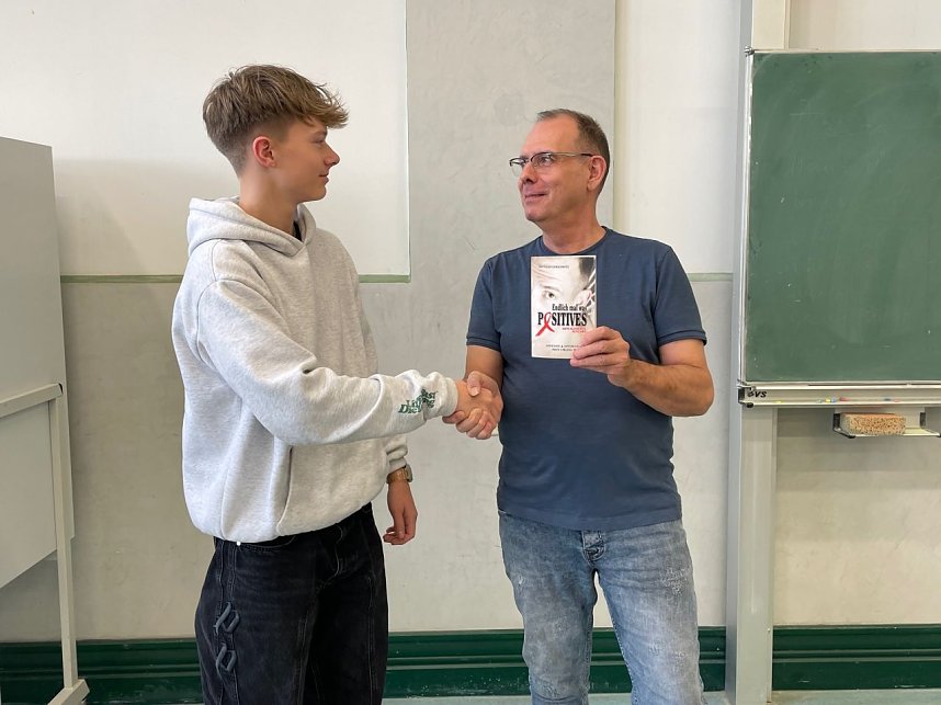 Gastredner zum Welt-Aids Tag am Herder Gymnasium