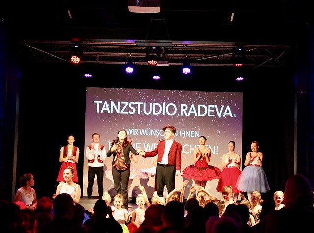 Getanzte Weihnachtsm&auml;rchen des Tanzstudio Radeva