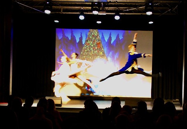 Getanzte Weihnachtsm&auml;rchen des Tanzstudio Radeva