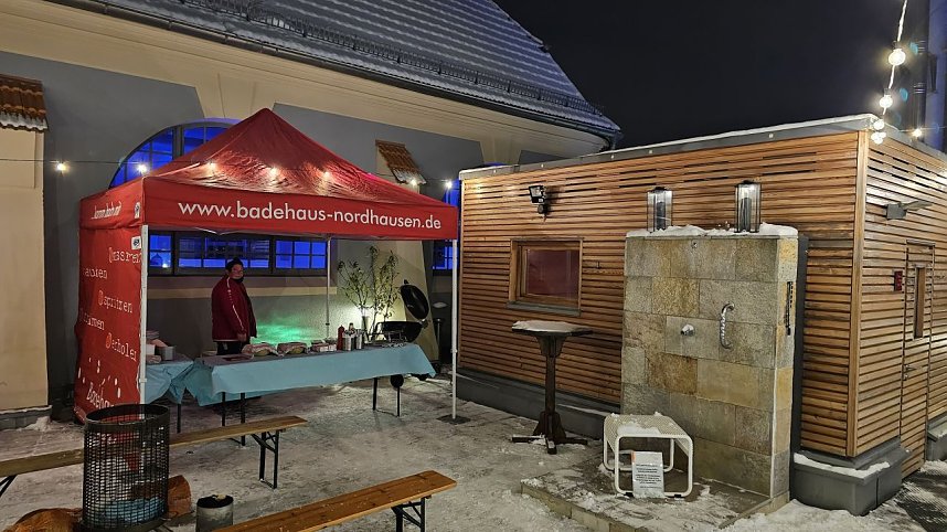 Partystimmung zur Mitternachtssauna