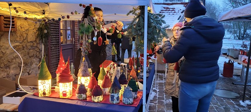 Kleiner, feiner Weihnachtsmarkt in Hochstedt