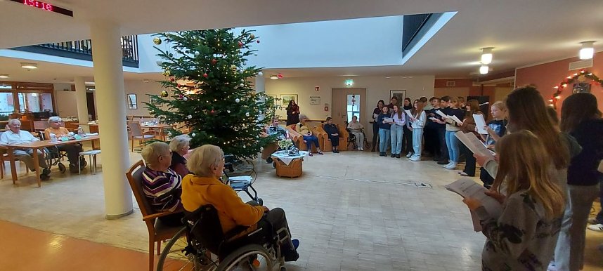 Weihnachtssingen des Herder-Chors