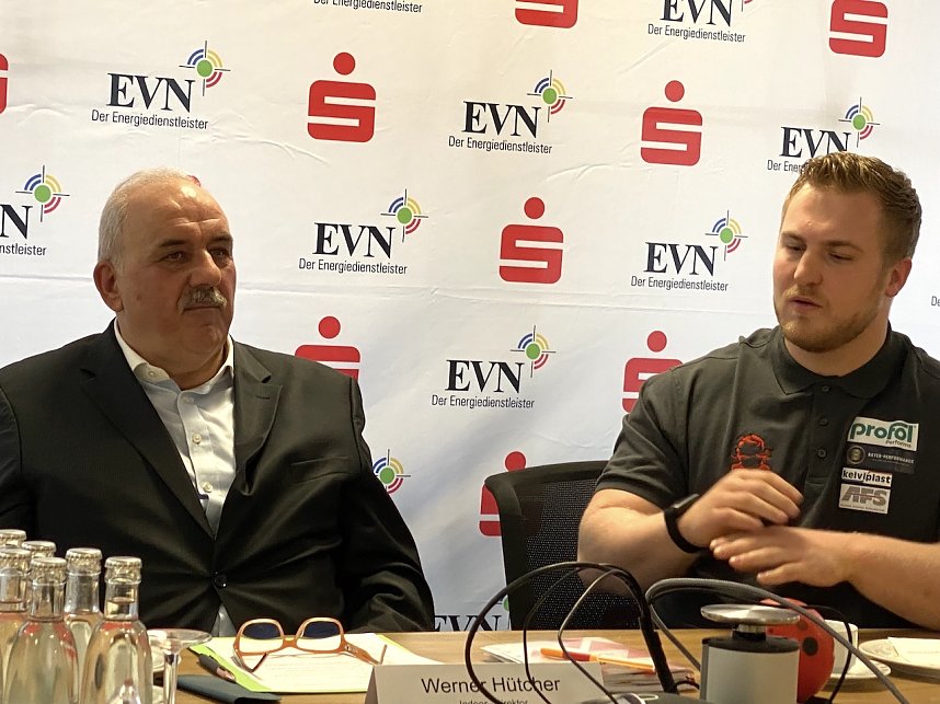 Impressionen aus der Pressekonferenz zum Nordhausen Indoor Kugelsto&szlig;en