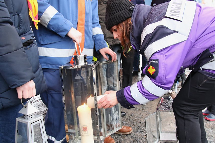 Das Friedenslicht aus Bethlehem wurde heute auf dem August-Bebel-Platz verteilt