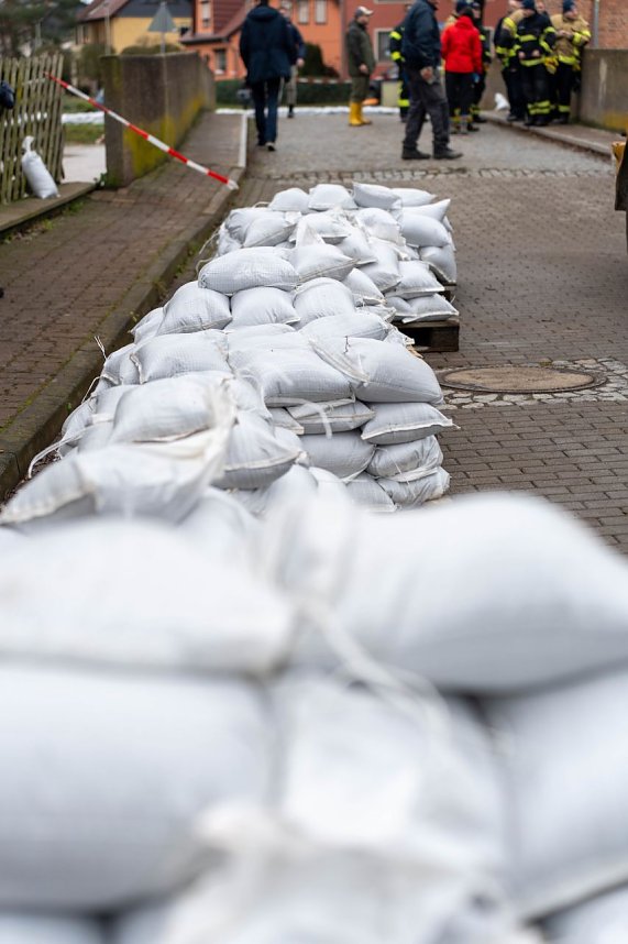 Hochwasserabwehr in Sundhausen