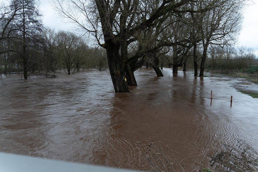Hochwasserabwehr in Sundhausen