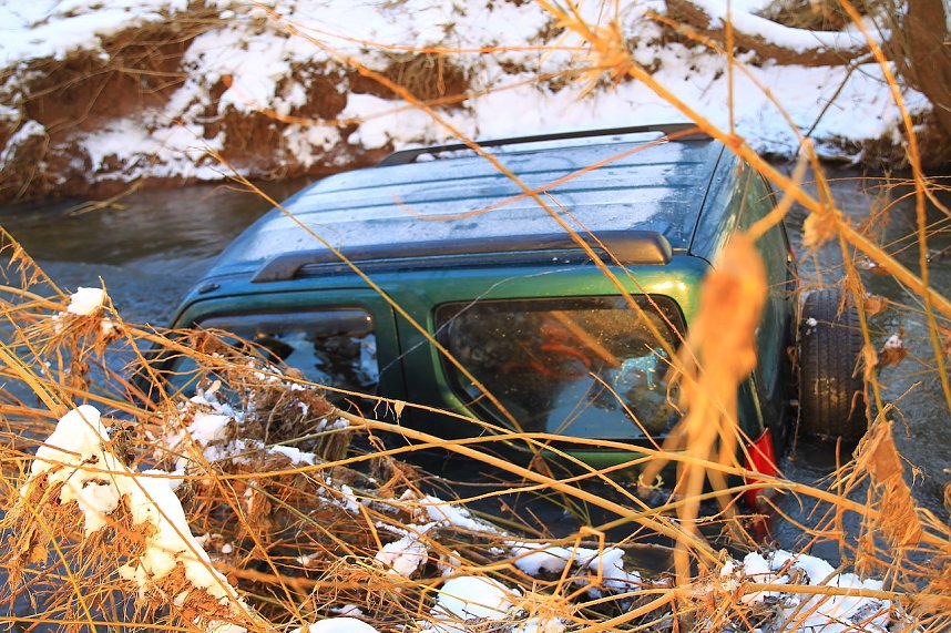 J&auml;ger st&uuml;rzte in die Helme