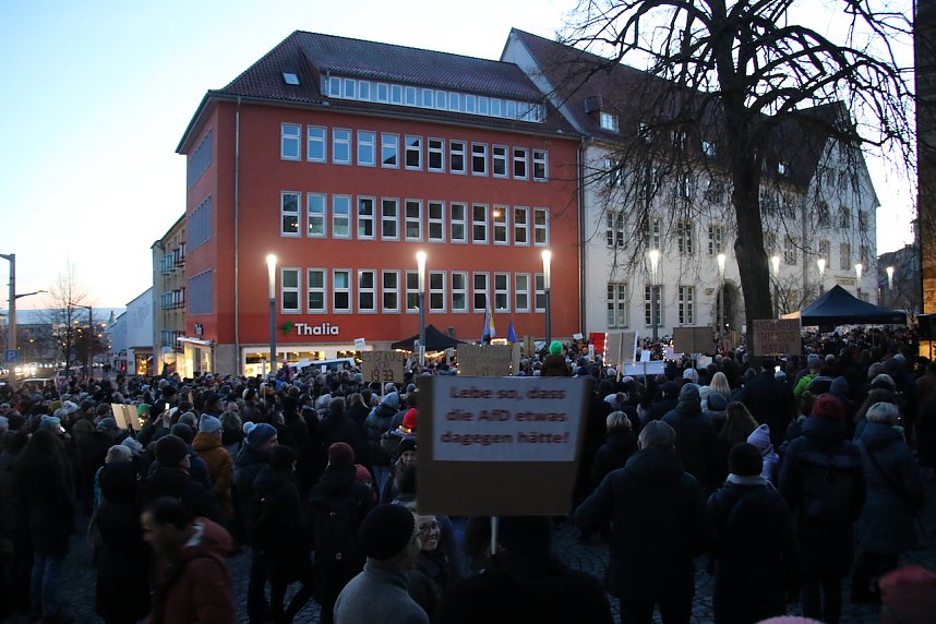 Demonstrationszug durch die Nordh&auml;user Innenstadt