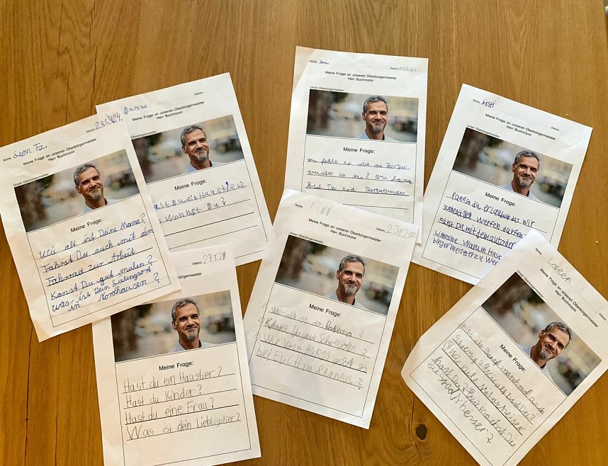 Die Sch&uuml;lerinnen und Sch&uuml;ler des F&ouml;rderzentrum Johann Heinrich Pestalozzi zu Gast im Rathaus