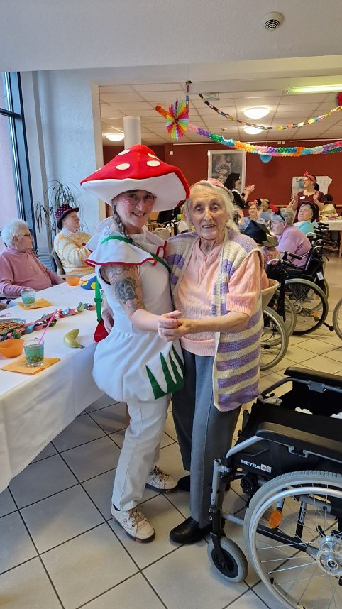 Rosenmontag im DRK Pflegeheim Heringen