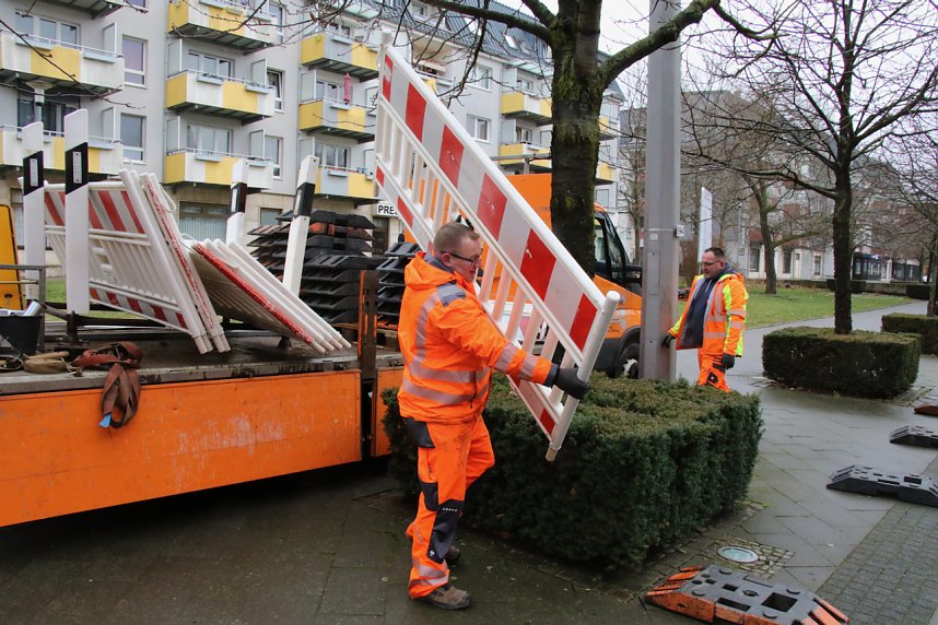 Baubeginn zwischen Rautenstra&szlig;e und Bahnhofstra&szlig;e