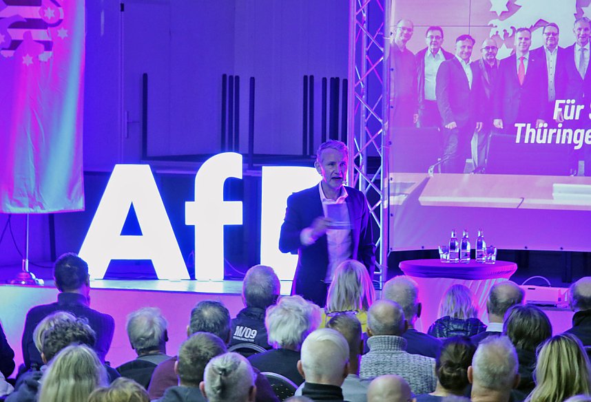 Gegenprotest zur AfD Veranstaltung in Sundhausen