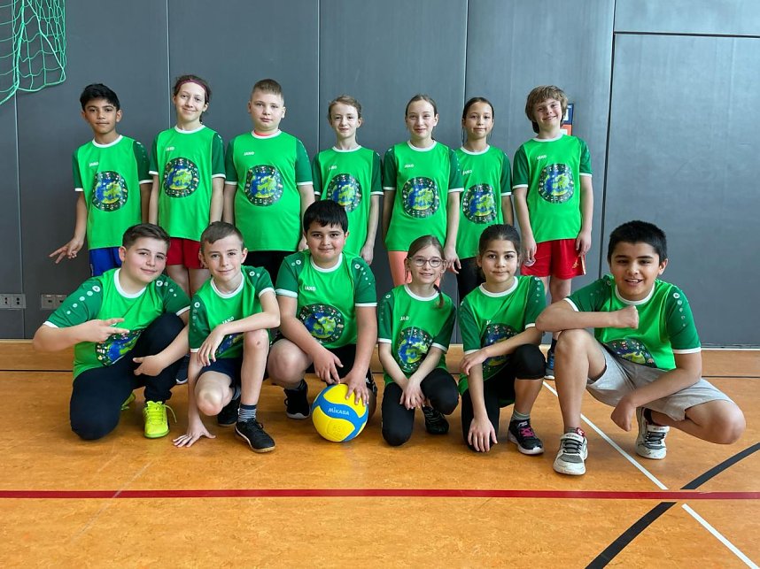 Landesfinale im Zweifelderball in Bad Berka