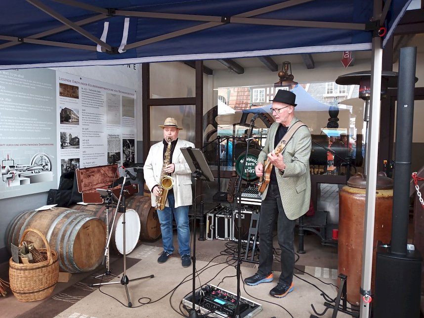 F&uuml;r die Musik sorgten die Beertipplers