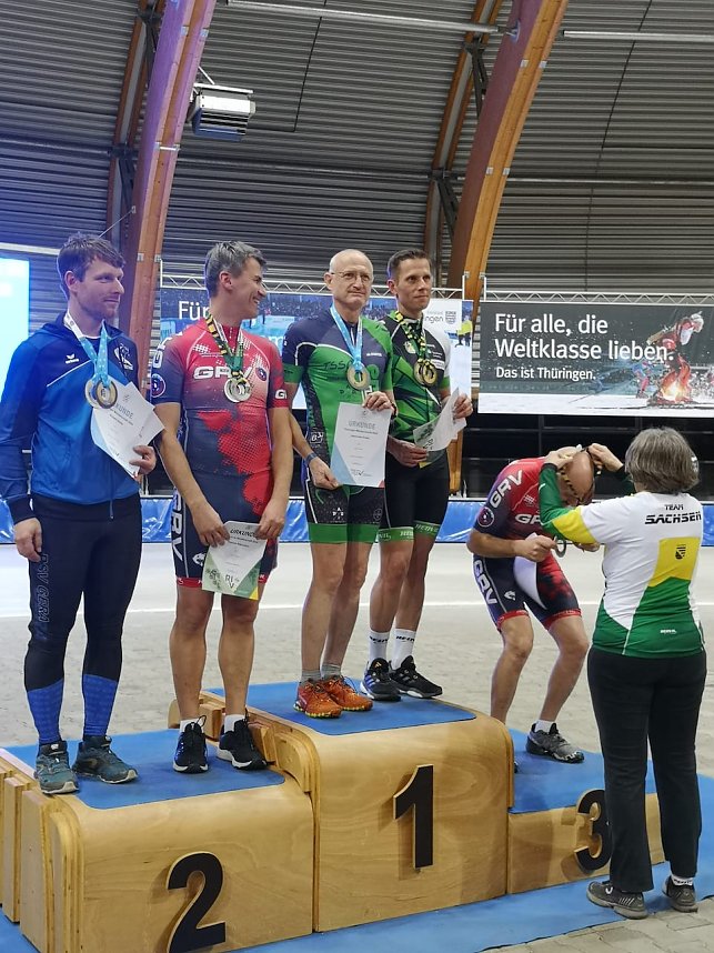 Speedskating Meisterschaften erfolgreich f&uuml;r Nordh&auml;user RSV in der Niemann Stirnemann Halle in Erfurt