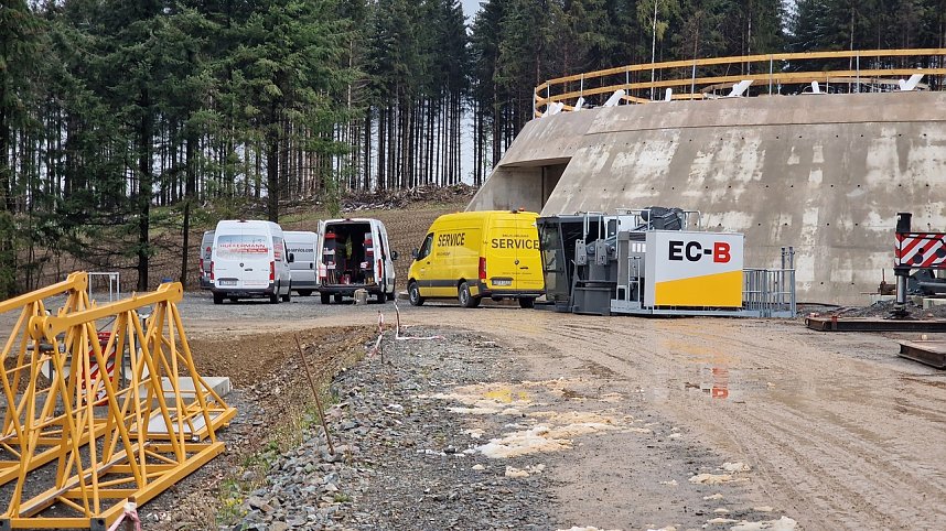 Ein Hexenreich entsteht