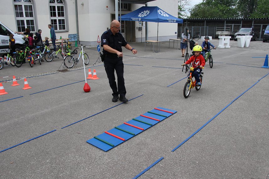 30 Jahre THW auf dem Petersberg