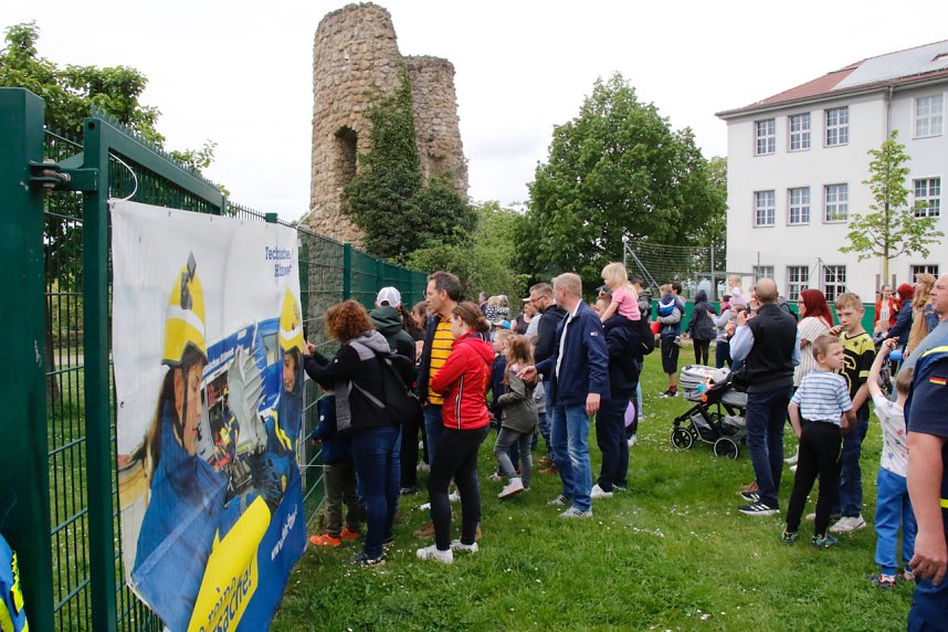 30 Jahre THW auf dem Petersberg