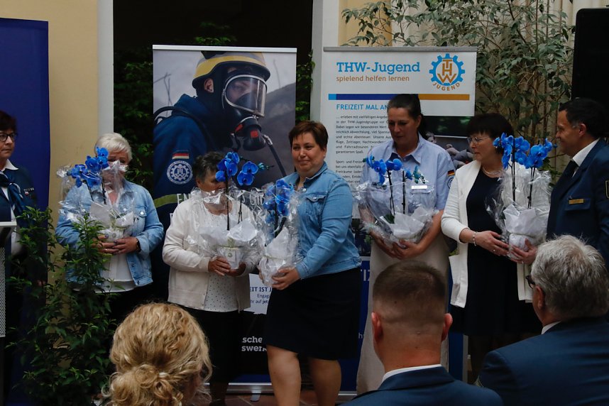 30 Jahre THW auf dem Petersberg