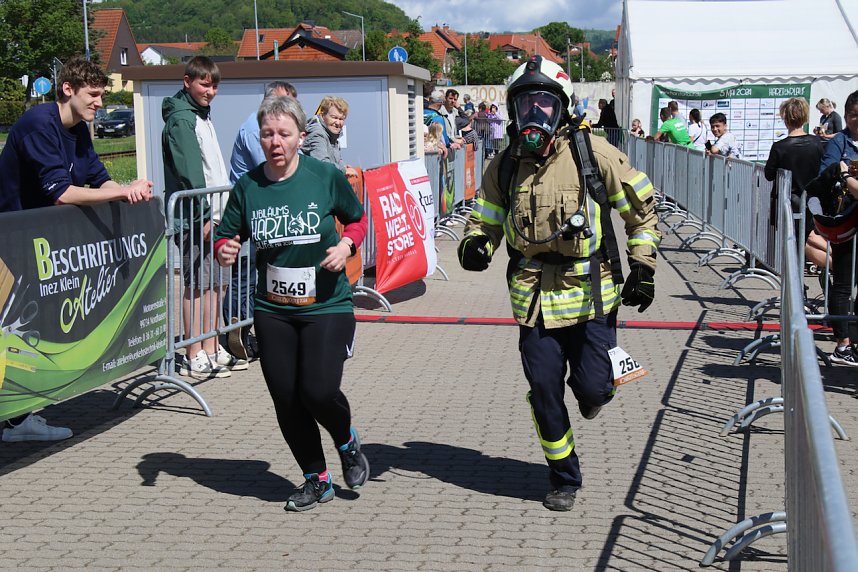 Zieleinlauf zum 10. Harztorlauf