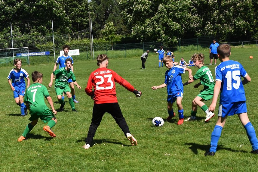 . Punktspiel D 2, FSV Wacker 90 NDH in u. gg. D 1, SpG Urbach/Bielen/Windehausen
