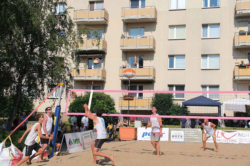 Gro&szlig;e Volksfeststimmung am 2. Tag auf dem Rolandsfest in Nordhausen