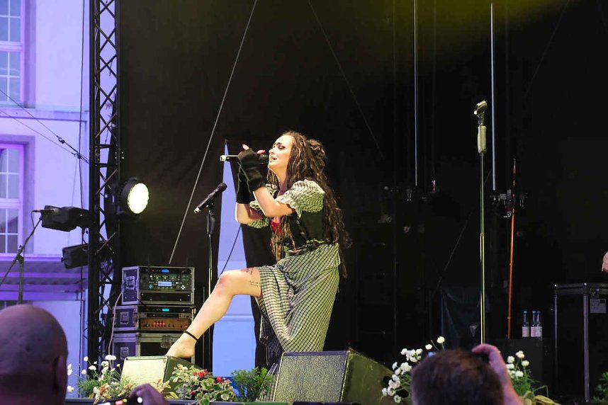 Gro&szlig;e Volksfeststimmung am 2. Tag auf dem Rolandsfest in Nordhausen