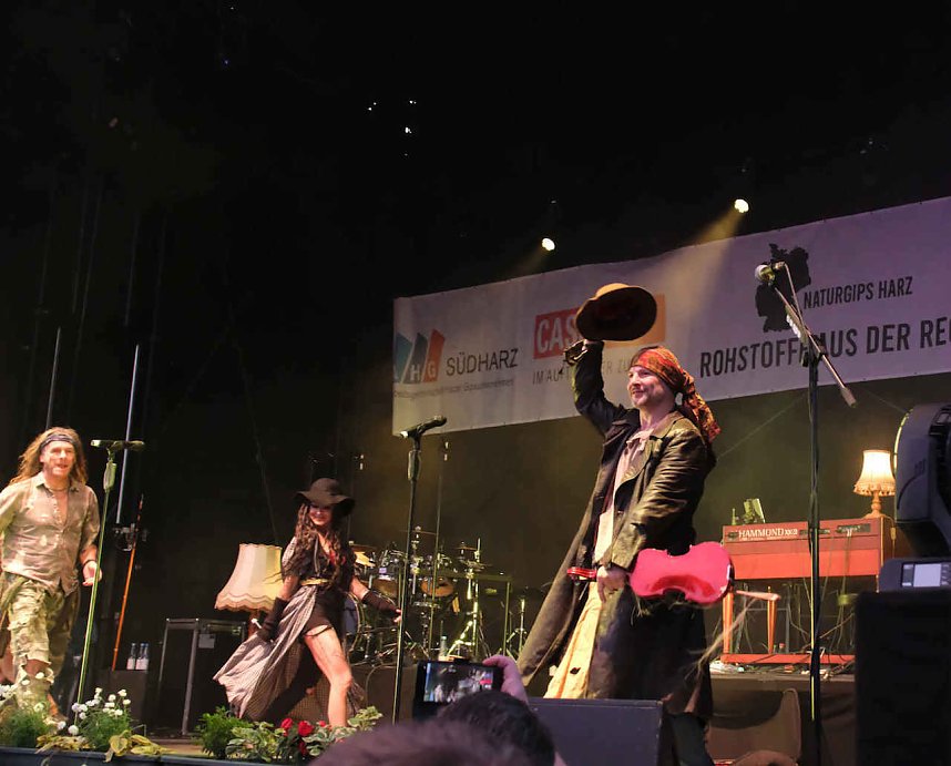 Gro&szlig;e Volksfeststimmung am 2. Tag auf dem Rolandsfest in Nordhausen