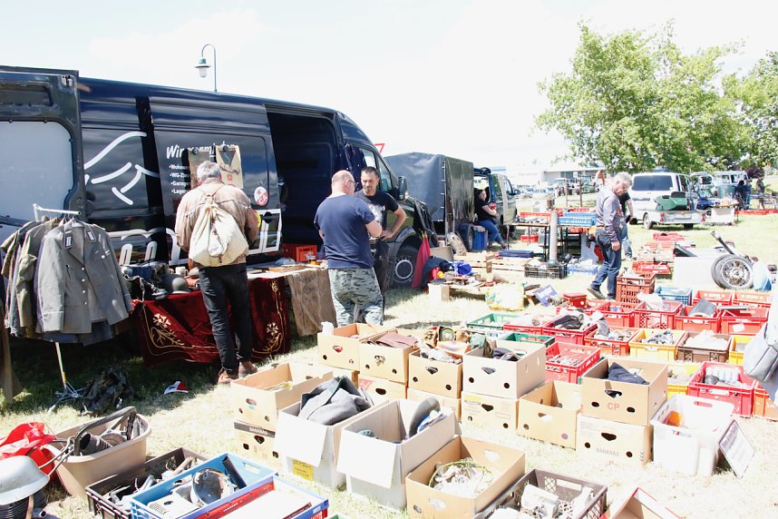 Oldtimertreff auf dem Scheunenhof