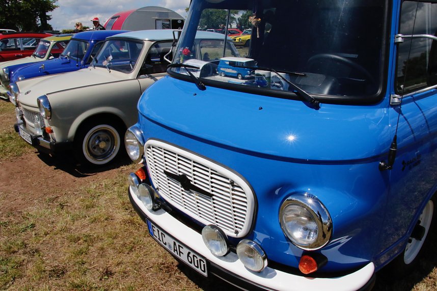 Oldtimertreff auf dem Scheunenhof