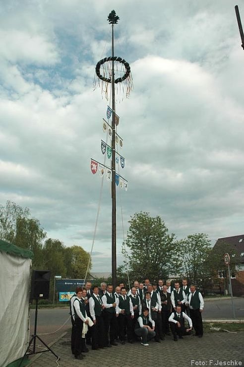 Maibaum gesetzt