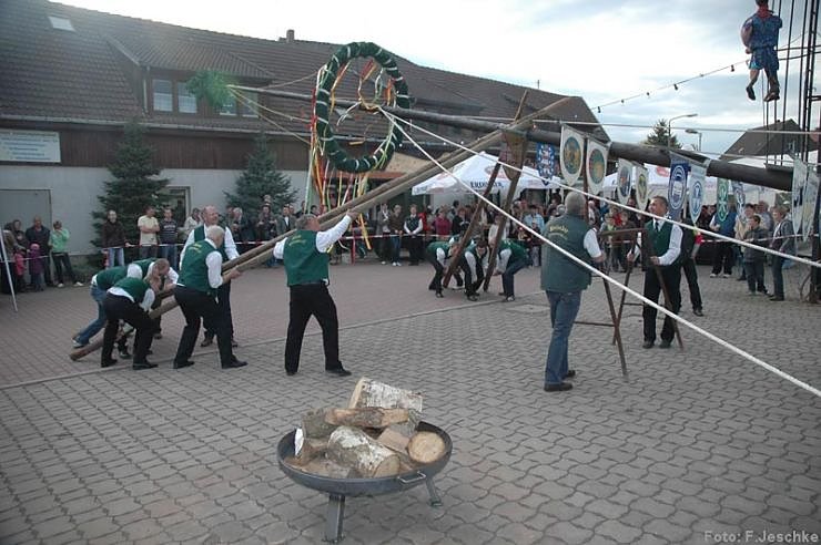 Maibaum gesetzt