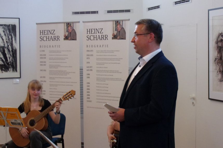 Unvergessen: in der Kreissparkasse wurde gestern eine Ausstellung zum Werk Heinz Scharrs er&ouml;ffnet