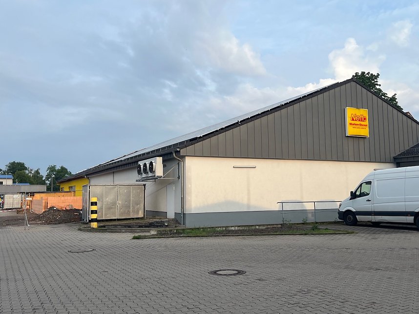 N&auml;chtlicher Brand am Netto-Markt
