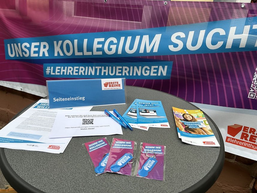 Berufsberatung in der Barf&uuml;&szlig;er Stra&szlig;e - in der Jazzmangel informierte man gestern &uuml;ber den Quereinstieg in das Bildungswesen