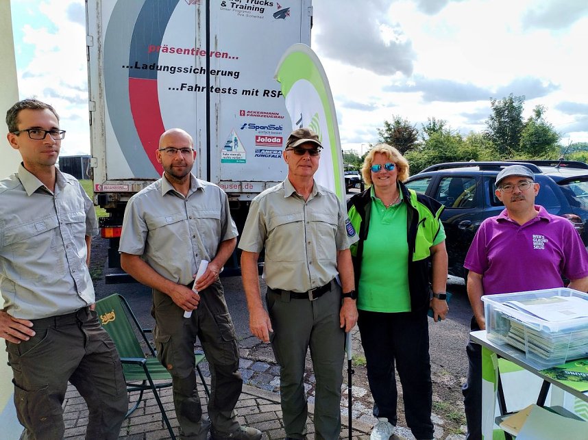 Wir machen Wald - vergangenes Wochenende trafen sich Motorradfahrer um f&uuml;r die gute Sache Gas zu geben