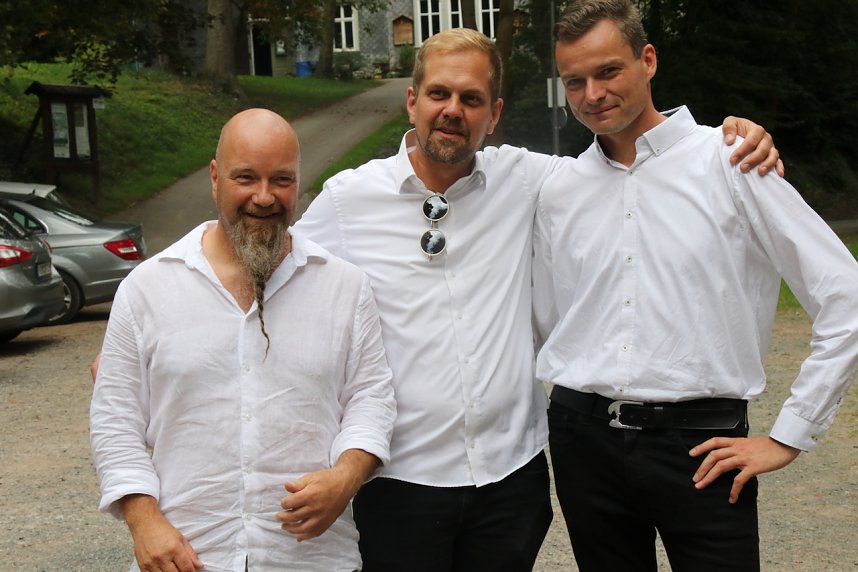 Diner en blanc in der Villa des Park Hohenrode