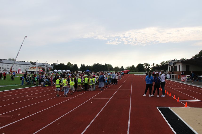 Schulanfangsaktionstag auf dem Hohekreuz-Sportplatz