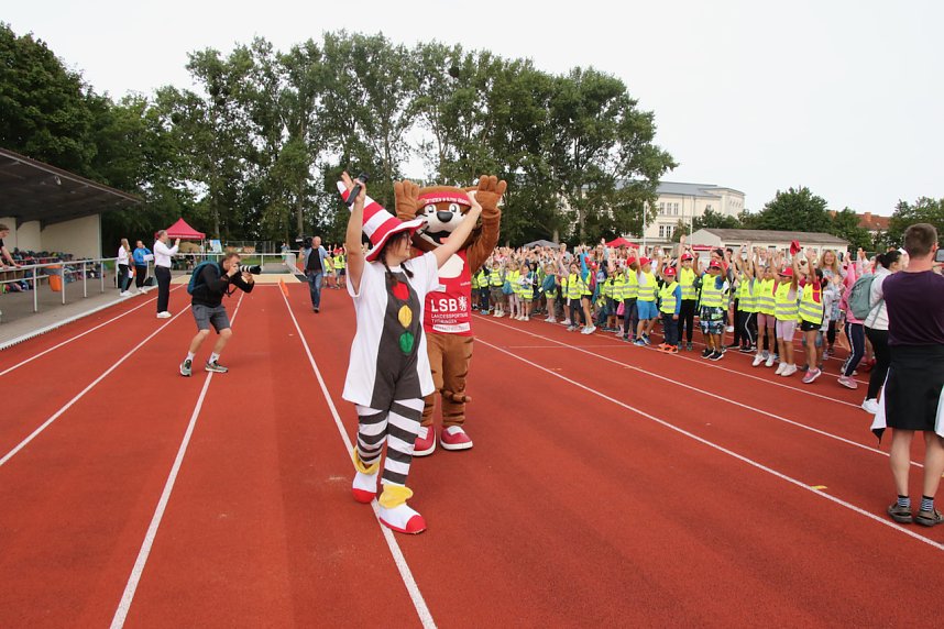 Schulanfangsaktionstag auf dem Hohekreuz-Sportplatz