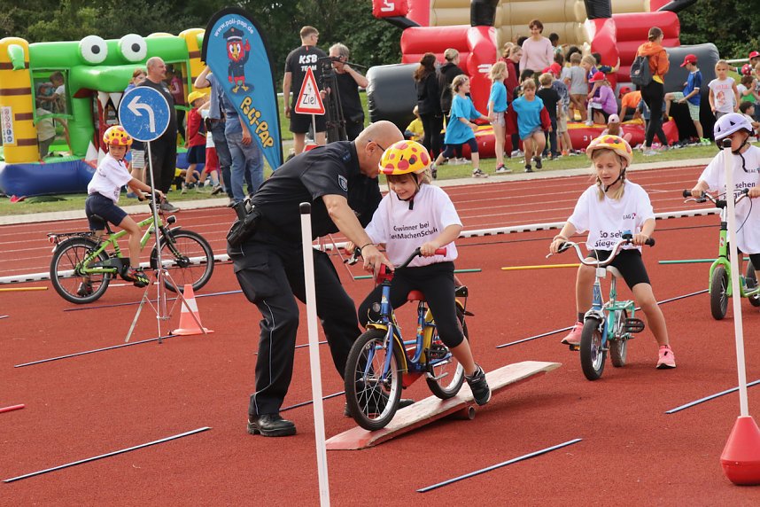 Schulanfangsaktionstag auf dem Hohekreuz-Sportplatz