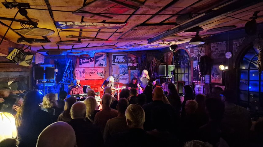 Engerling zu Gast in Steinbr&uuml;cken