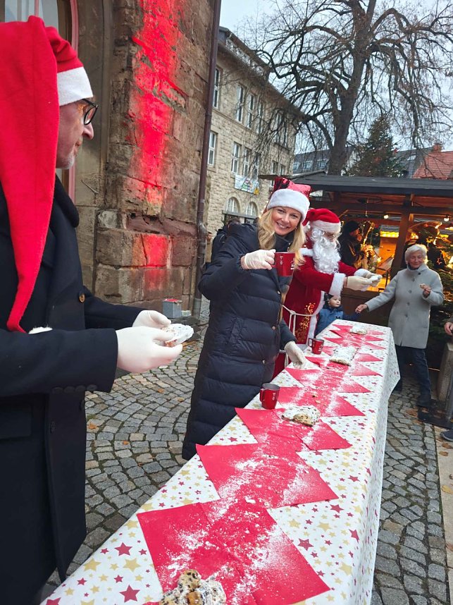 Peter Blei unterwegs auf dem Weihnachtsmarkt
