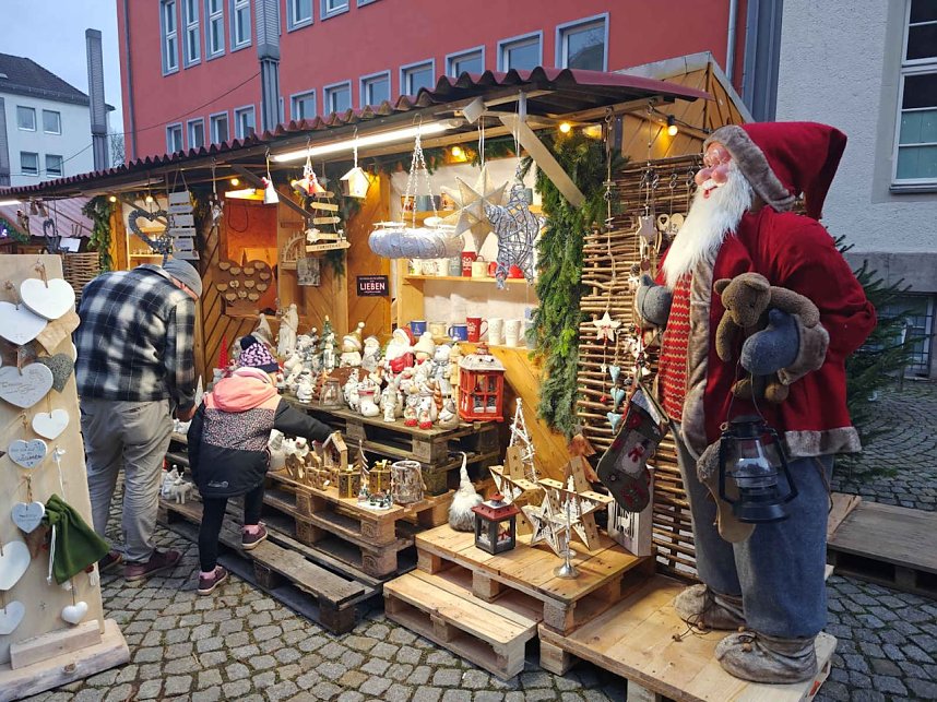 Peter Blei unterwegs auf dem Weihnachtsmarkt