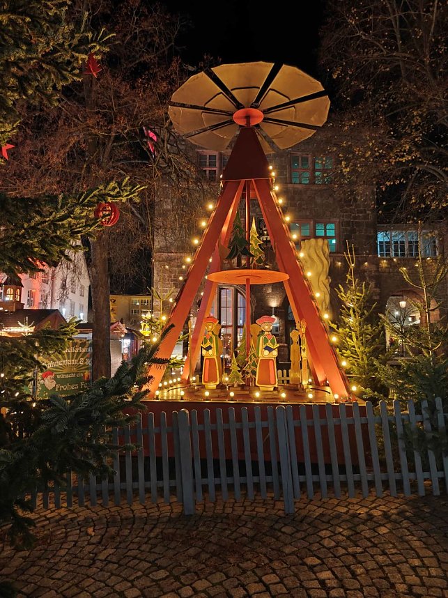 Peter Blei unterwegs auf dem Weihnachtsmarkt