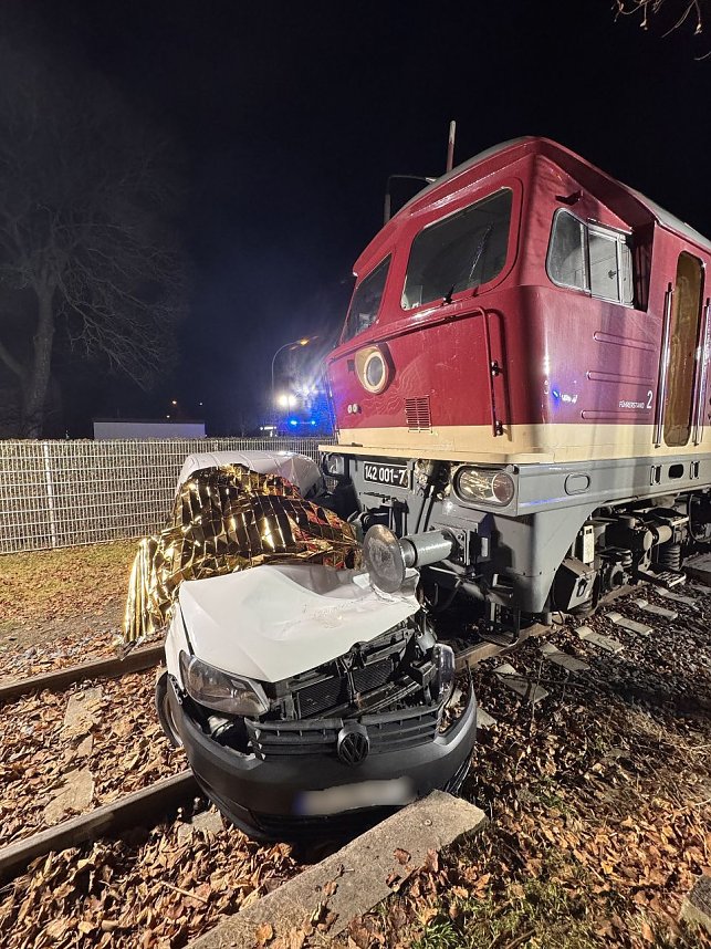Fotos vom Verkehrsunfall heute Nacht